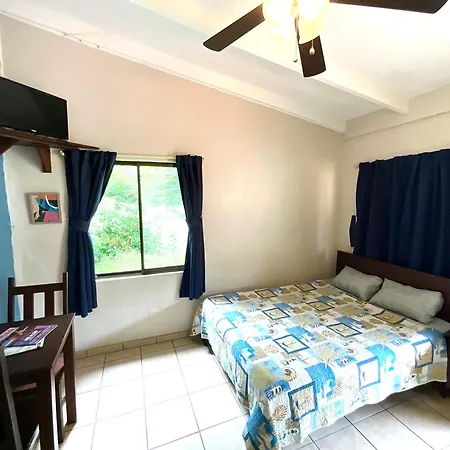 Casitas De La Paz Hotel